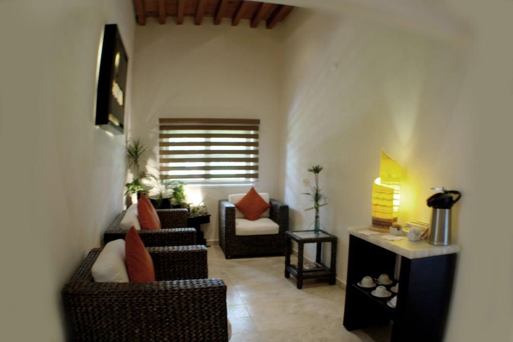 Hacienda Jurica By Brisas Hotel Querétaro Exterior foto A room at the hotel